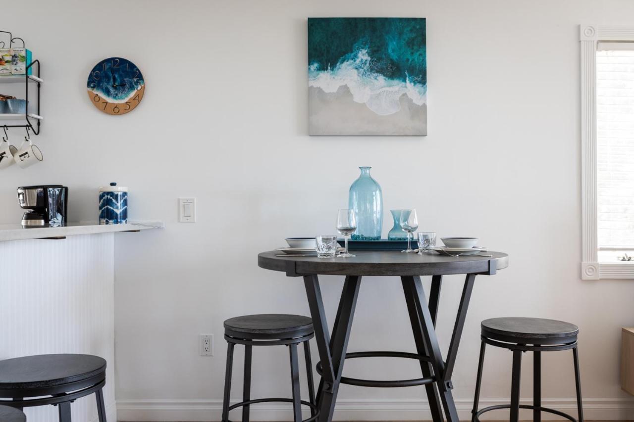 New Listing Beach Bliss 211! Stunning Bay View Traverse City Luaran gambar