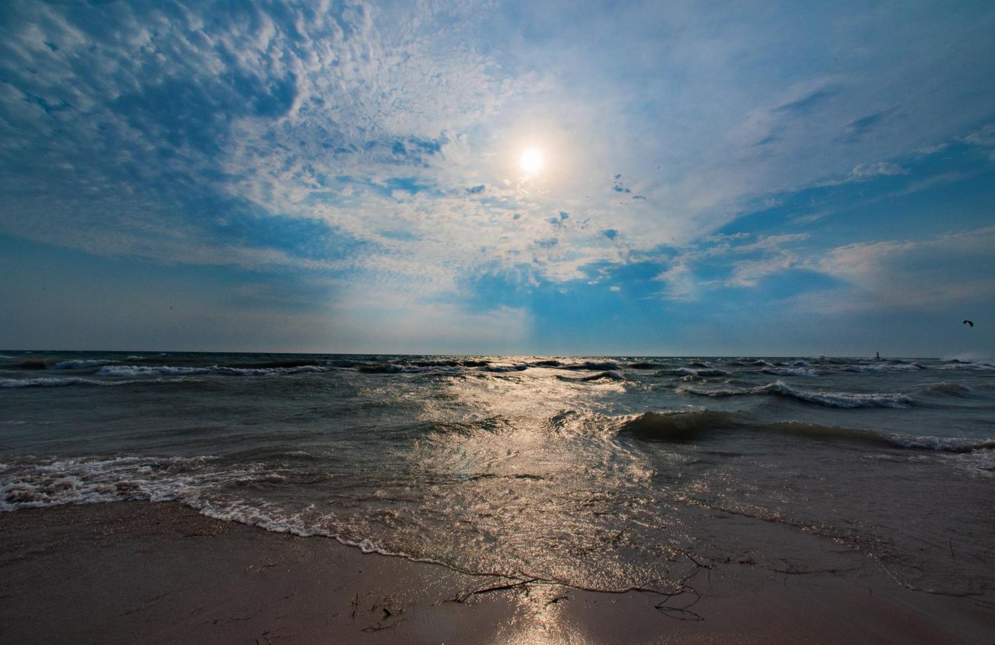 New Listing Beach Bliss 211! Stunning Bay View Traverse City Luaran gambar