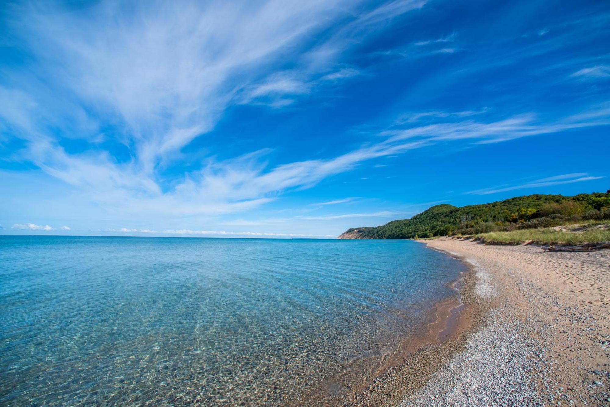 New Listing Beach Bliss 211! Stunning Bay View Traverse City Luaran gambar